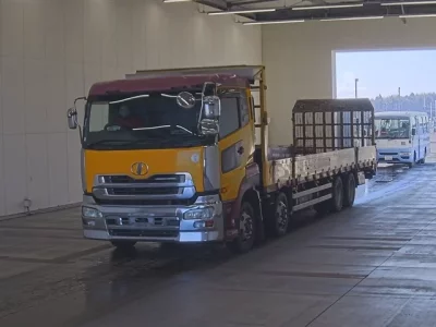 Nissan QUON  с аукциона в Японии