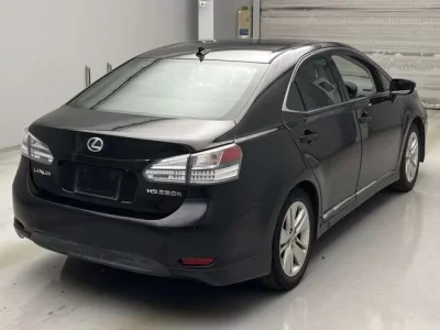 Lexus HS  с аукциона в Японии