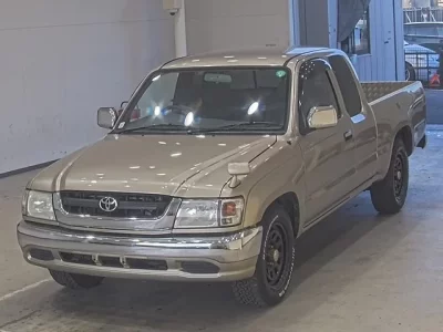 Toyota HILUX  с аукциона в Японии