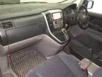 Toyota ALPHARD лот № 70331 оценка 3.5  с аукциона в Японии 3
