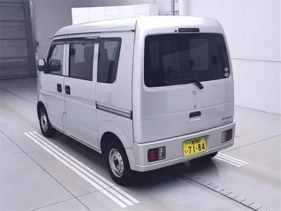 Suzuki EVERY  с аукциона в Японии