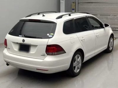 Volkswagen GOLF VARIANT  с аукциона в Японии
