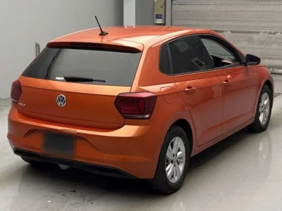 Volkswagen POLO  с аукциона в Японии