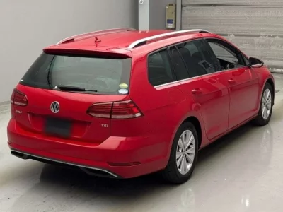 Volkswagen GOLF VARIANT