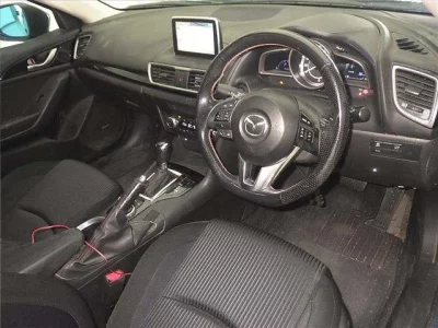 Mazda AXELA  с аукциона в Японии