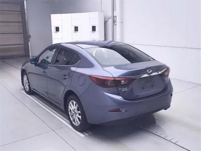 Mazda AXELA  с аукциона в Японии