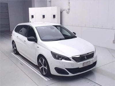 Peugeot 308  с аукциона в Японии