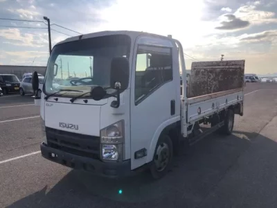 Isuzu ELF  с аукциона в Японии