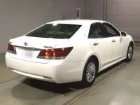 Toyota CROWN лот № 2214 оценка 4  с аукциона в Японии 1