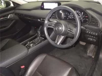 Mazda MAZDA3 лот № 70401 оценка 4.5  с аукциона в Японии 2