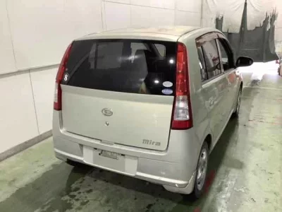 Daihatsu MIRA  с аукциона в Японии