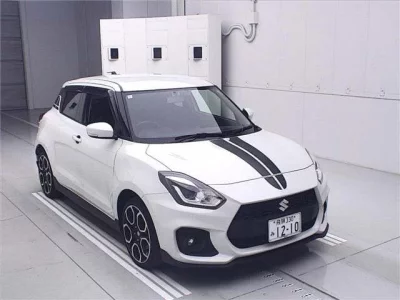Suzuki SWIFT  с аукциона в Японии