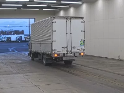 Isuzu FORWARD  с аукциона в Японии