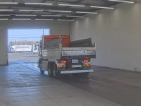 Nissan QUON лот № 4204 оценка 3.5  с аукциона в Японии 1