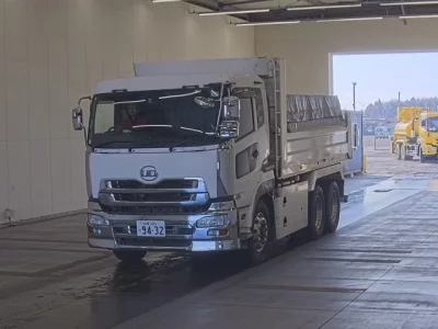 Nissan QUON  с аукциона в Японии