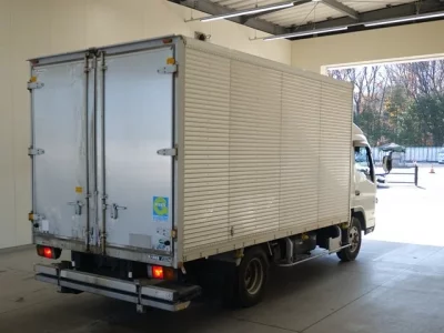 Mitsubishi CANTER  с аукциона в Японии