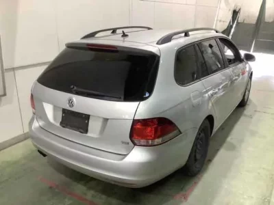 Volkswagen GOLF  с аукциона в Японии