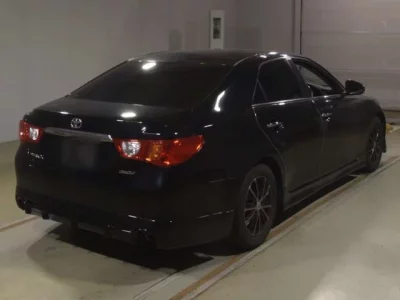 Toyota MARK X  с аукциона в Японии