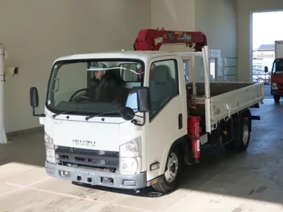 Isuzu ELF