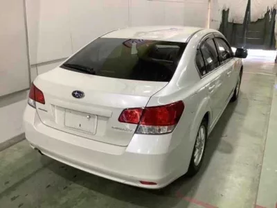 Subaru LEGACY B4  с аукциона в Японии
