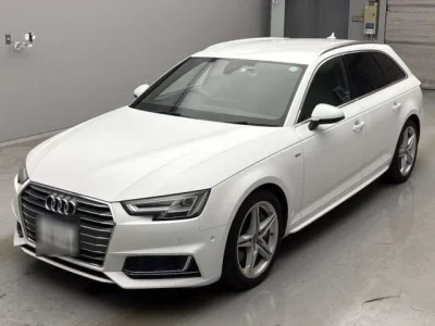 Audi A4  с аукциона в Японии