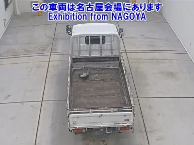 Toyota DYNA  с аукциона в Японии