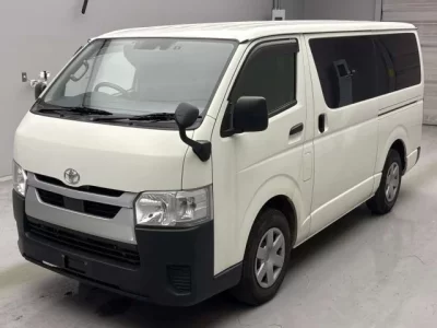 Toyota HIACE VAN  с аукциона в Японии