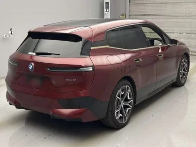 BMW iX  с аукциона в Японии