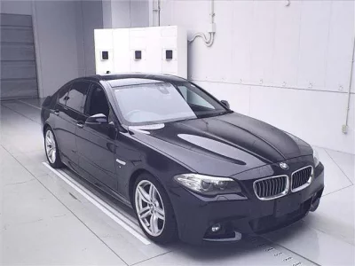 BMW 5-Series  с аукциона в Японии