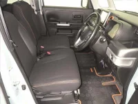 Suzuki SPACIA GEAR лот № 60200 оценка 4.5  с аукциона в Японии 3