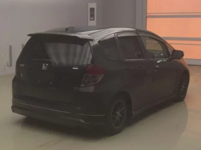 Honda FIT  с аукциона в Японии