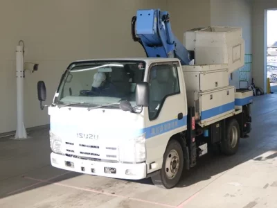 Isuzu ELF  с аукциона в Японии