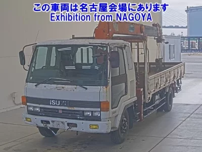 Isuzu FORWARD  с аукциона в Японии