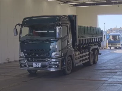 Mitsubishi SUPER GREAT  с аукциона в Японии