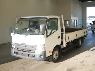 Hino DUTRO  с аукциона в Японии