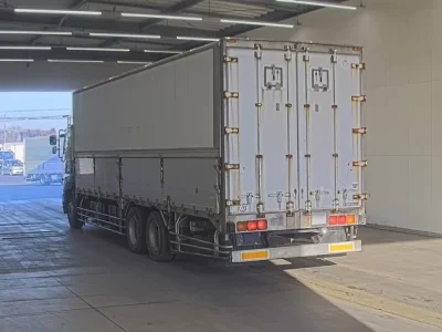 Hino PROFIA  с аукциона в Японии