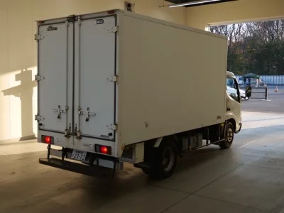 Hino DUTRO  с аукциона в Японии