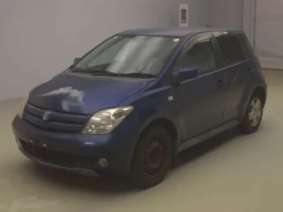 Toyota IST  с аукциона в Японии