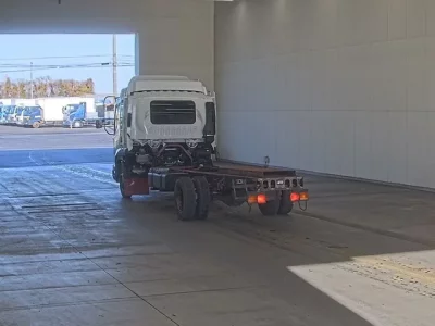 Isuzu FORWARD  с аукциона в Японии