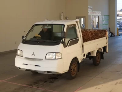 Mitsubishi DELICA TRUCK