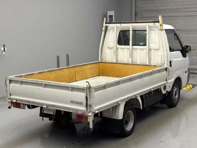 Mitsubishi DELICA TRUCK