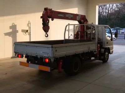 Isuzu ELF  с аукциона в Японии