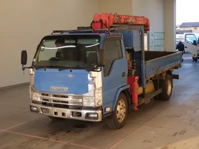 Isuzu ELF  с аукциона в Японии
