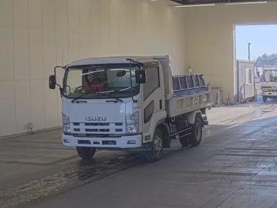 Isuzu FORWARD  с аукциона в Японии