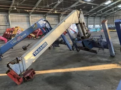 TADANO CRANE