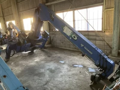 TADANO CRANE