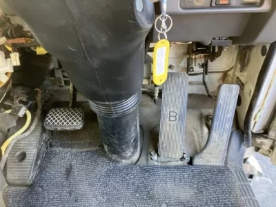 Isuzu FORWARD  с аукциона в Японии