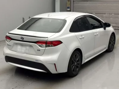 Toyota COROLLA  с аукциона в Японии