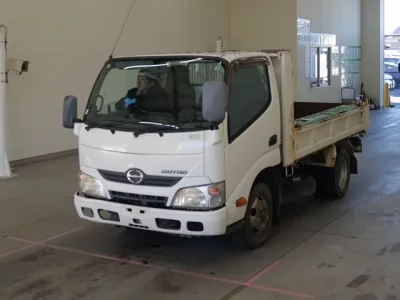 Hino DUTRO  с аукциона в Японии