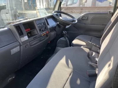 Isuzu ELF  с аукциона в Японии